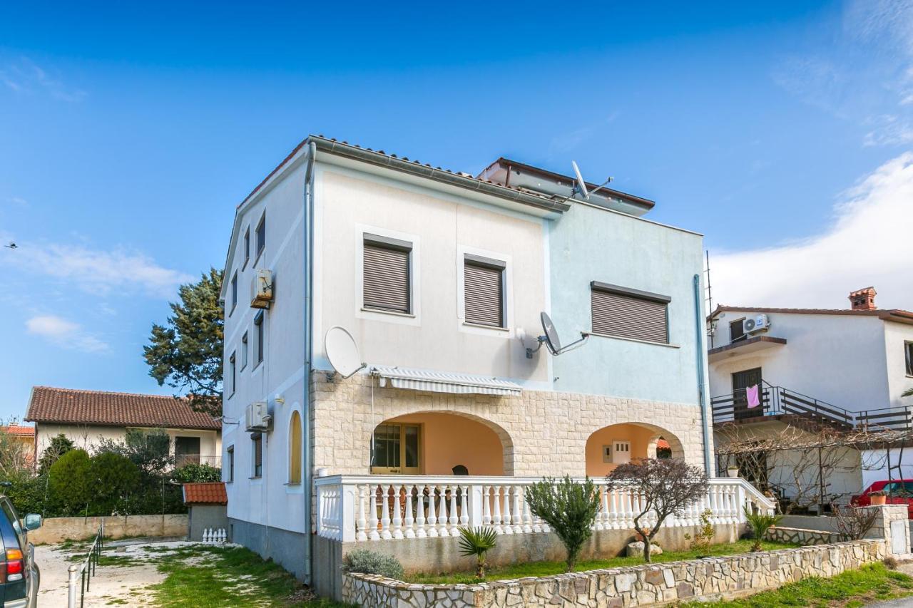 Branko Apartment Медулин Екстериор снимка